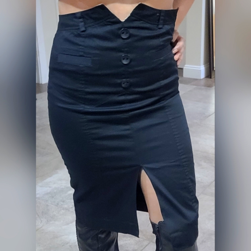 Black pencil skirt